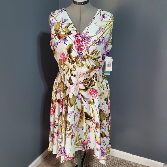 DN Design Dresses & Skirts - NWT DN Design Floral V-Neck Midi Dress Asymmetrical Hem Women's Size 16